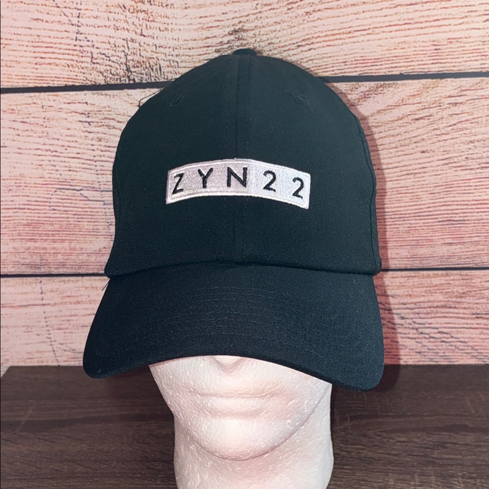 EUC ZYN22 DFW  Black Cycling Cap